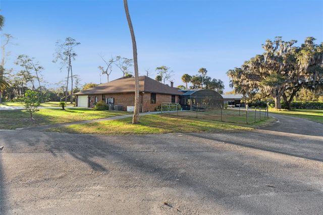 2565 E OSCEOLA ROAD, Geneva, FL 32732