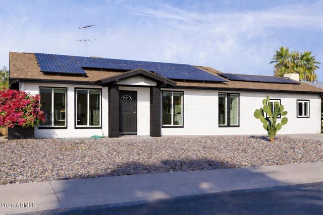 2936 W Michelle Drive, Phoenix, AZ 85053