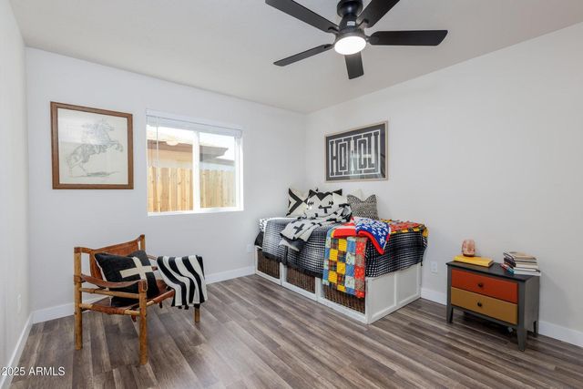 2936 W Michelle Drive, Phoenix, AZ 85053