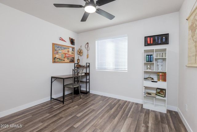 2936 W Michelle Drive, Phoenix, AZ 85053