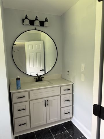 2468 River Oaks Dr, Murfreesboro, TN 37129