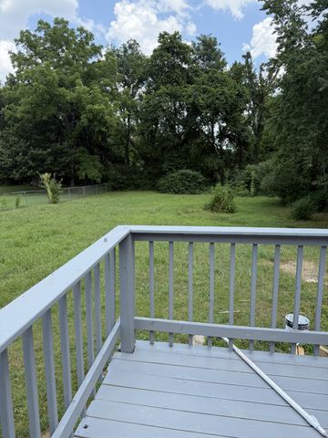 2468 River Oaks Dr, Murfreesboro, TN 37129