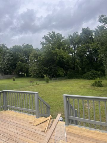 2468 River Oaks Dr, Murfreesboro, TN 37129