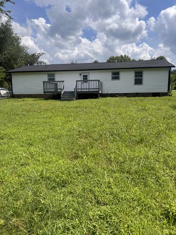 2468 River Oaks Dr, Murfreesboro, TN 37129