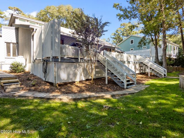 131 Oakleaf Drive, Atlantic Beach, NC 28512