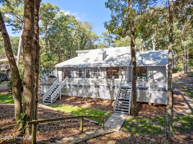 131 Oakleaf Drive, Atlantic Beach, NC 28512