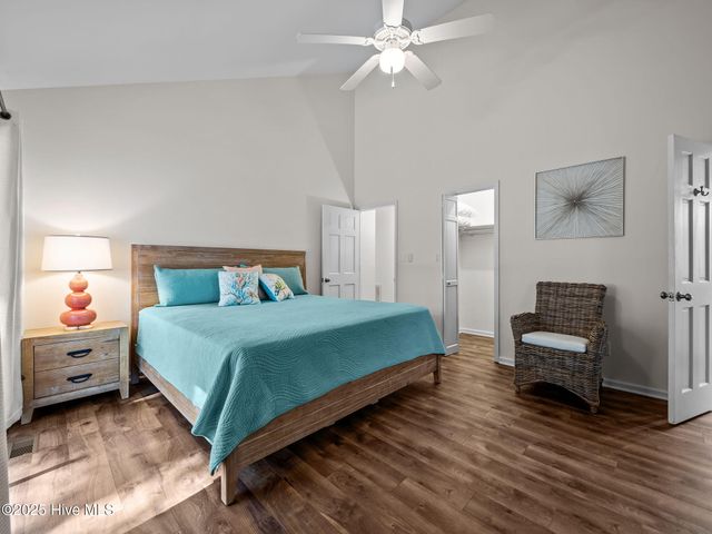 131 Oakleaf Drive, Atlantic Beach, NC 28512