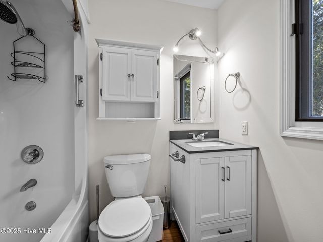 131 Oakleaf Drive, Atlantic Beach, NC 28512