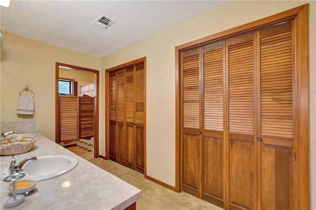 341 South Loop 497, Kenney, TX 77452