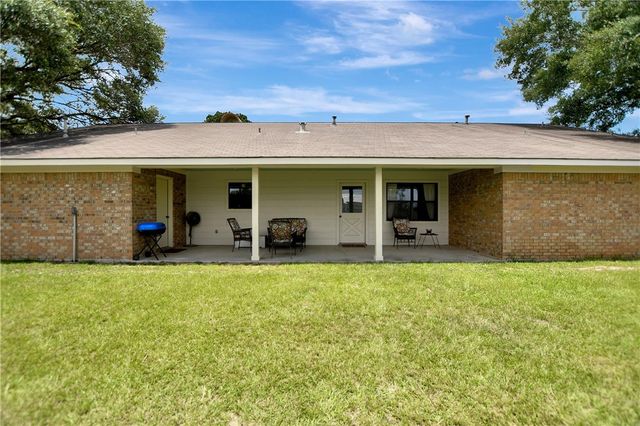 341 South Loop 497, Kenney, TX 77452