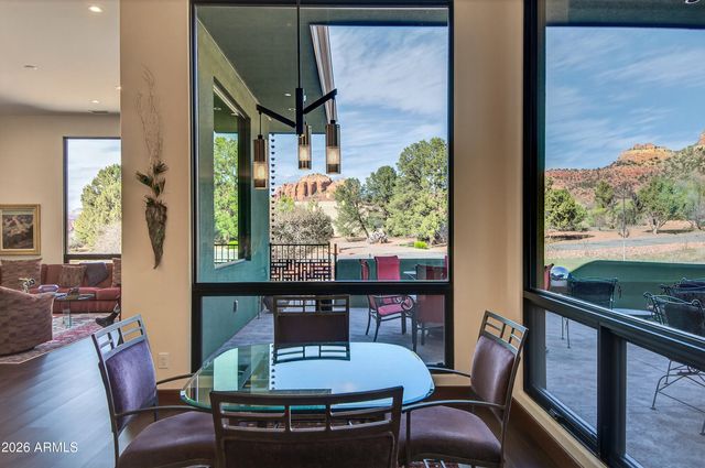 40 HIGHLAND Drive S, Sedona, AZ 86351