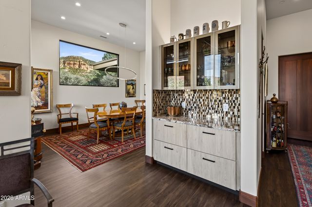 40 HIGHLAND Drive S, Sedona, AZ 86351