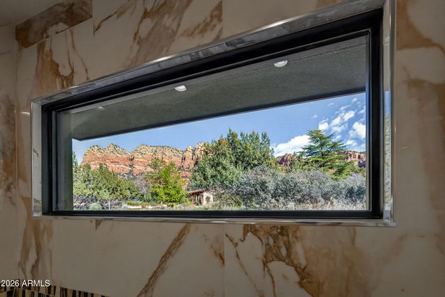 40 HIGHLAND Drive S, Sedona, AZ 86351