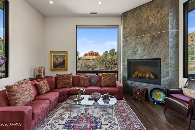 40 HIGHLAND Drive S, Sedona, AZ 86351