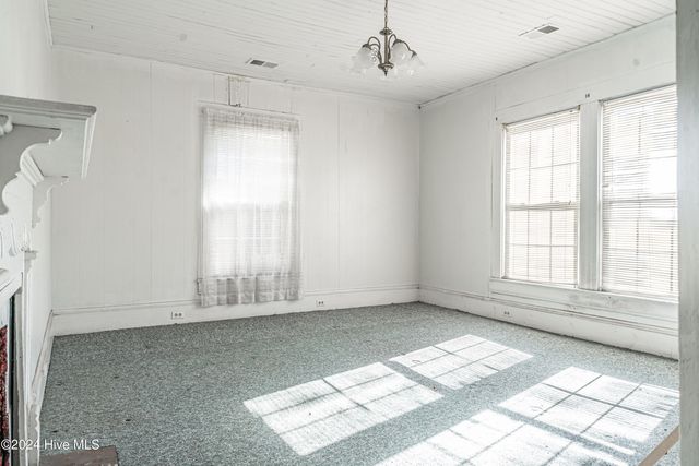 801 Monroe Street, Carthage, NC 28327
