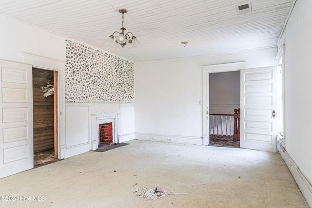 801 Monroe Street, Carthage, NC 28327
