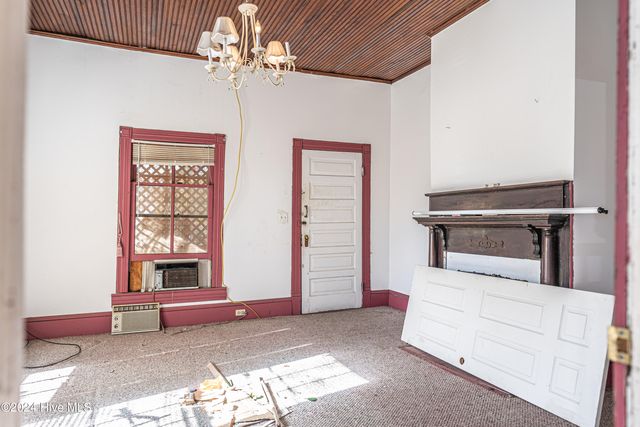 801 Monroe Street, Carthage, NC 28327