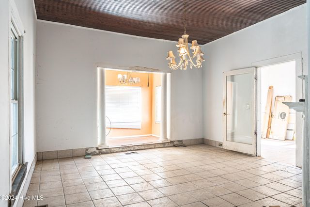 801 Monroe Street, Carthage, NC 28327