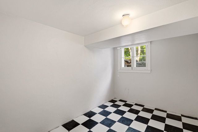 1703 S Upper Terrace Rd, Spokane, WA 99203