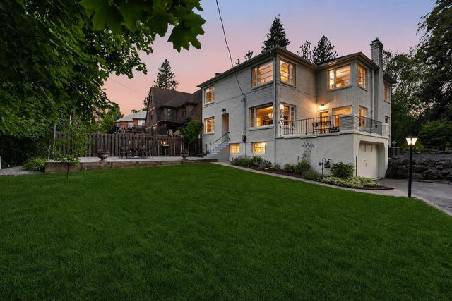 1703 S Upper Terrace Rd, Spokane, WA 99203