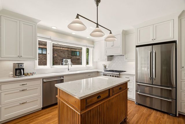 1703 S Upper Terrace Rd, Spokane, WA 99203