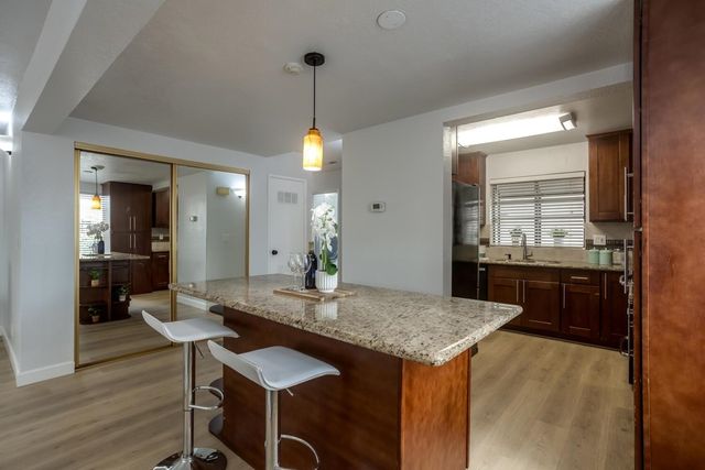 6001 6001 Joaquin Murieta Ave F, Newark, CA 94560