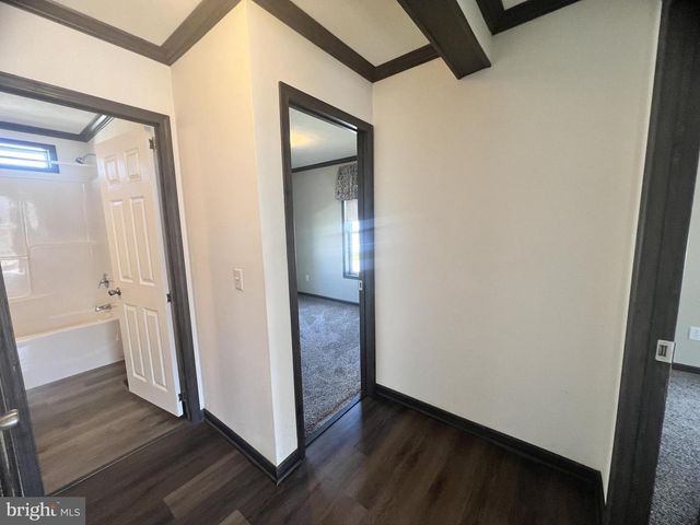 221 JAMIE LN, Sadsburyville, PA 19369