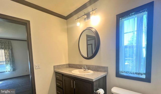221 JAMIE LN, Sadsburyville, PA 19369