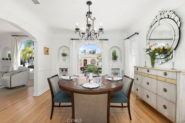 157 Pomona, Long Beach, CA 90803