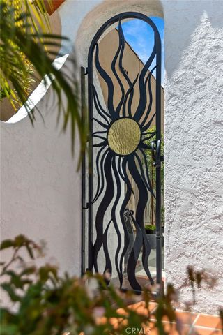 157 Pomona, Long Beach, CA 90803