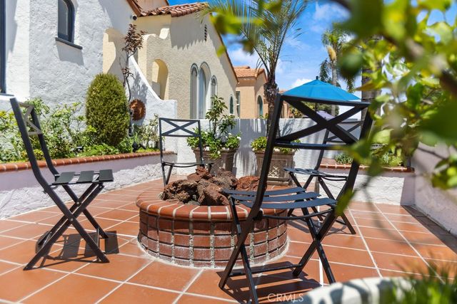 157 Pomona, Long Beach, CA 90803