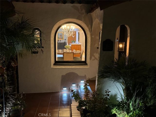 157 Pomona, Long Beach, CA 90803