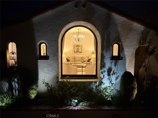 157 Pomona, Long Beach, CA 90803