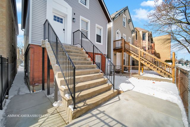 814 S Leavitt Street, Chicago, IL 60612