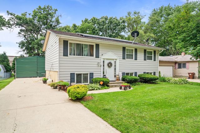 4327 Mayflower Avenue, Rockford, IL 61109