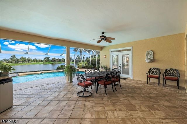 16111 Forest Oaks DR, Fort Myers, FL 33908