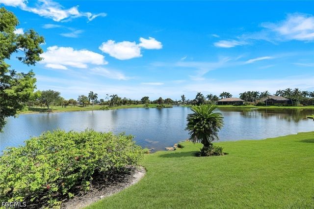 16111 Forest Oaks DR, Fort Myers, FL 33908