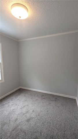 13516 12 Street, Grandview, MO 64030