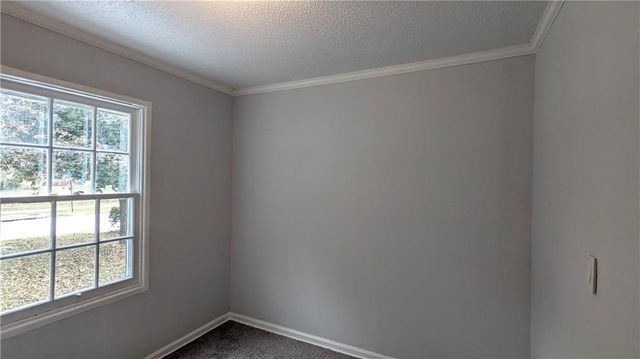 13516 12 Street, Grandview, MO 64030