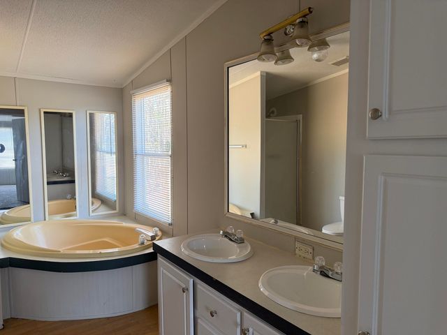 10685 Jefferies Highway, Walterboro, SC 29488
