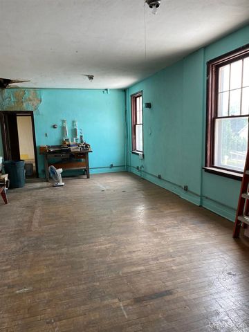 1101 West Breen Avenue, Kingsford, MI 49802