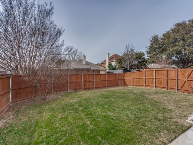 8017 Ship Street, Frisco, TX 75035