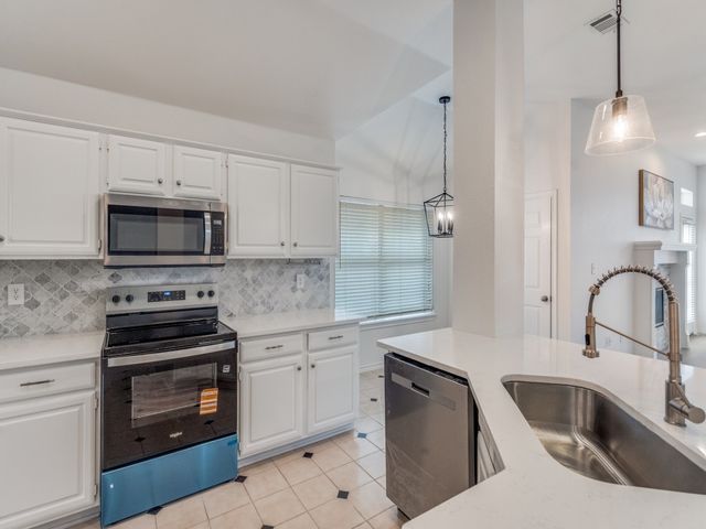 8017 Ship Street, Frisco, TX 75035