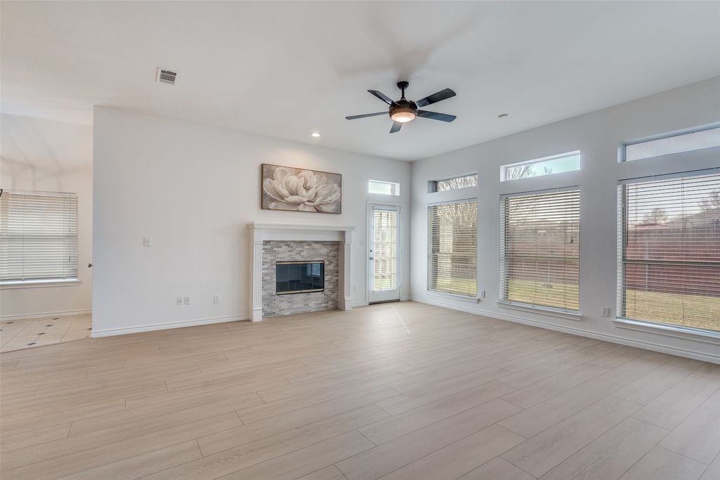 8017 Ship Street, Frisco, TX 75035