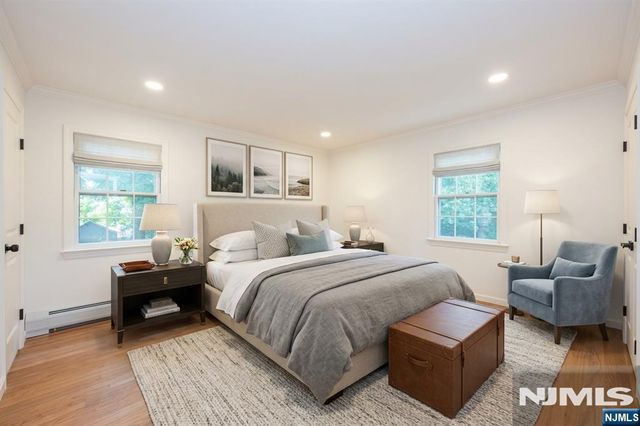 34 Homewood Avenue, Allendale, NJ 07401