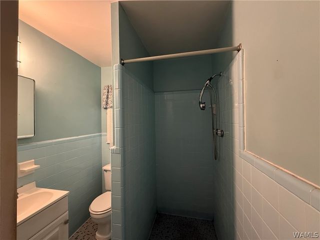 915 Shelton, Birmingham, AL 35215