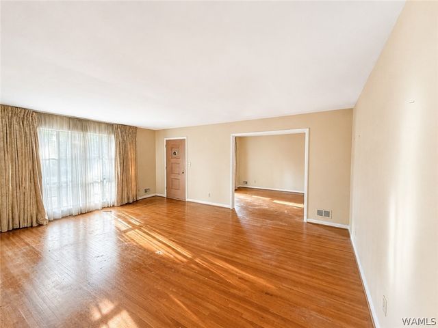 915 Shelton, Birmingham, AL 35215