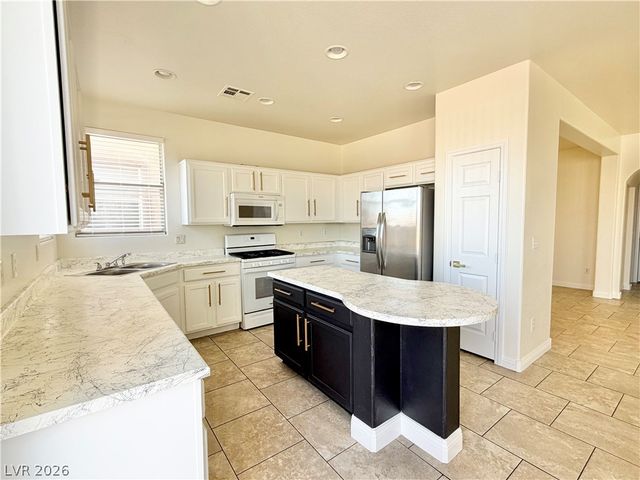 4556 Hearts Desire Avenue, Las Vegas, NV 89115