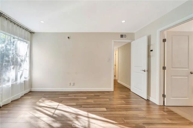 5700 Etiwanda Avenue 280, Tarzana, CA 91356