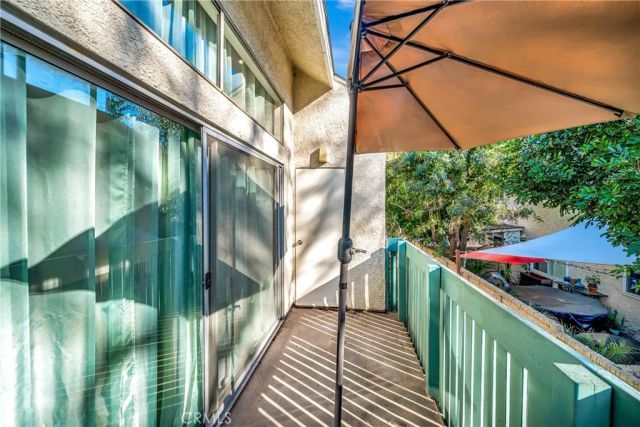 5700 Etiwanda Avenue 280, Tarzana, CA 91356